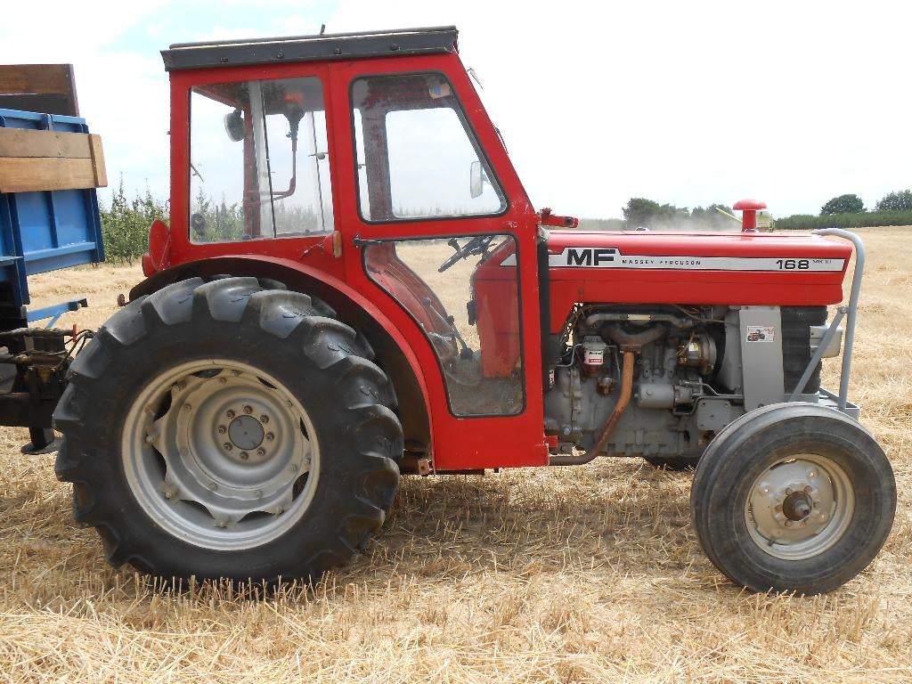 Smalspoor tractor Massey Ferguson, Articles professionnels, Agriculture | Tracteurs, Jusqu'à 80 ch, 5000 à 7500, Enlèvement, Utilisé