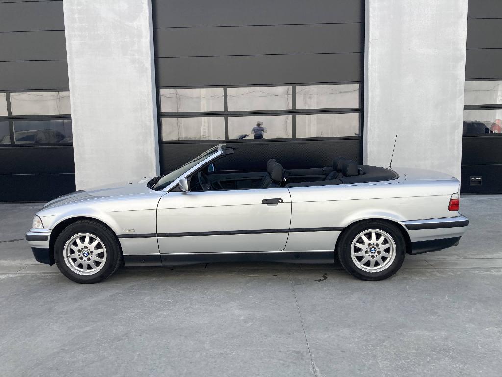 BMW 328i A Cabrio, Auto's, BMW, 4 zetels, Achterwielaandrijving, Cabriolet, Leder
