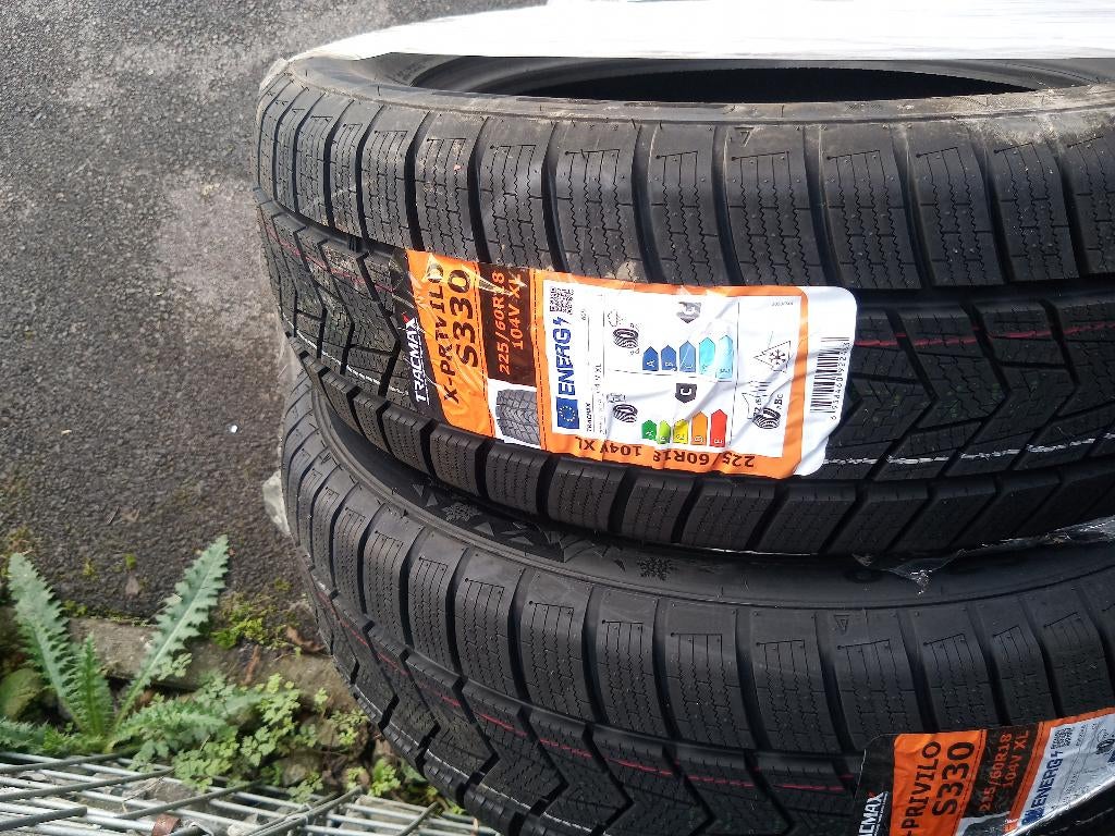 Pneus neige, Autos : Pièces & Accessoires, Pneus & Jantes, Pneus hiver, Enlèvement, Pneu(s), 18 pouces