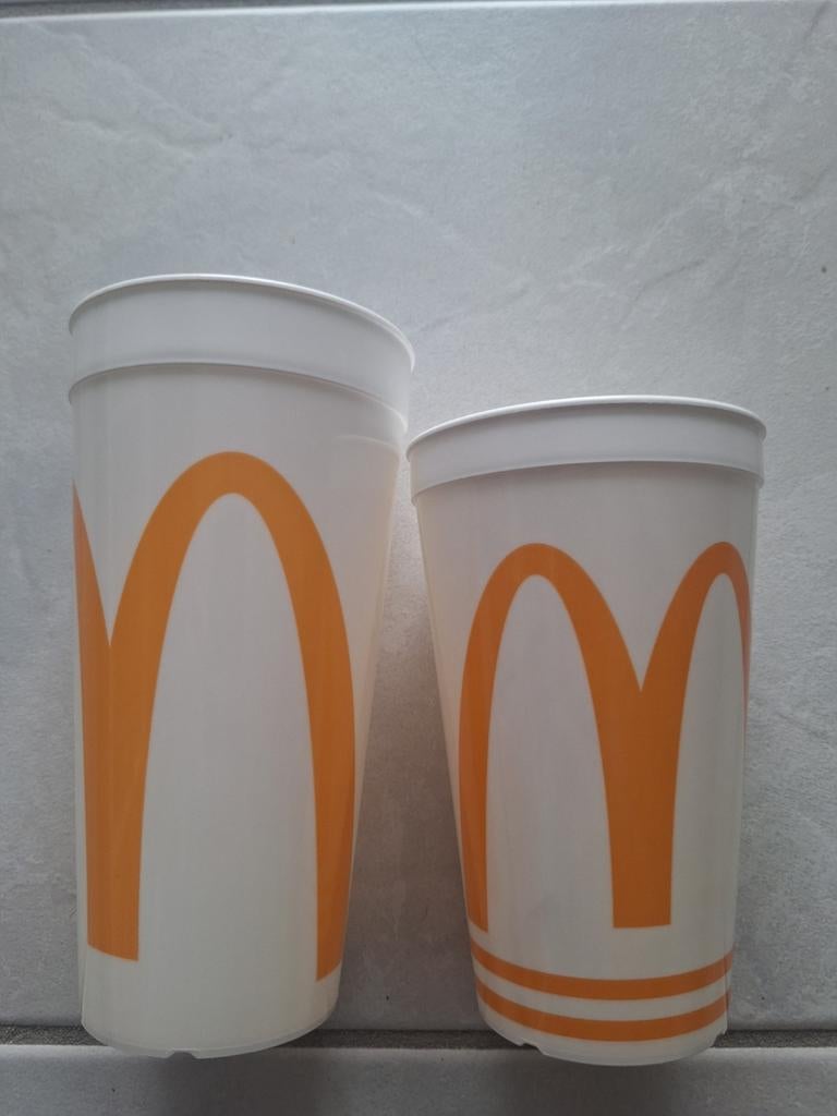 Herbruikbare plastic bekers Mc Donalds / Coca-Cola - 2 st, Verzamelen, Ophalen of Verzenden, Zo goed als nieuw, Overige typen