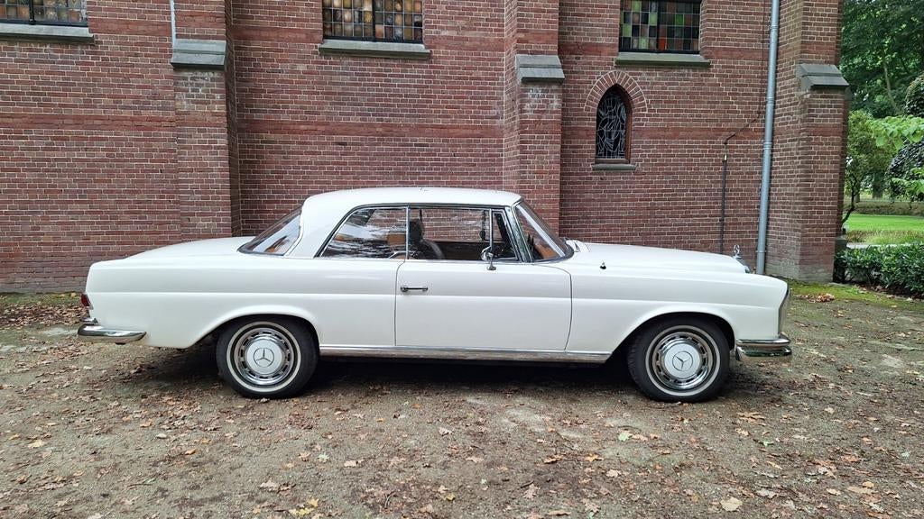 Mercedes Benz 250SE coupe W111 1967 origineel, Autos, Particulier, Achat, Radio