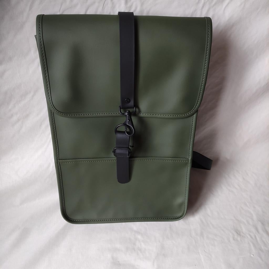 Rains mini green., Handtassen en Accessoires, Tassen | Rugtassen, Ophalen