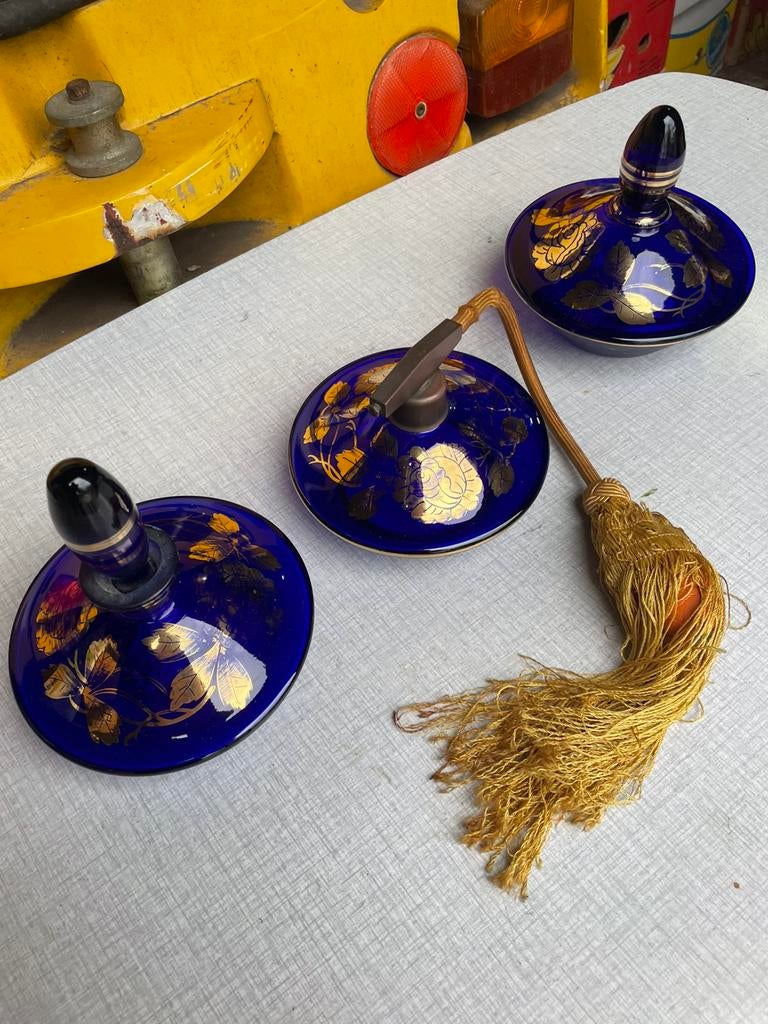 Ensemble de toilette ancien bleu cobalt avec feuille d'or, Antiquités & Art, Enlèvement