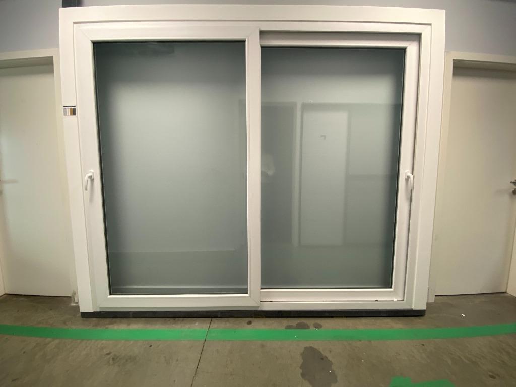 schuiframen, deuren, raam, ramen, garagedeur, kozijn 9005, Kunststof, Nieuw, Ophalen of Verzenden, 150 tot 225 cm