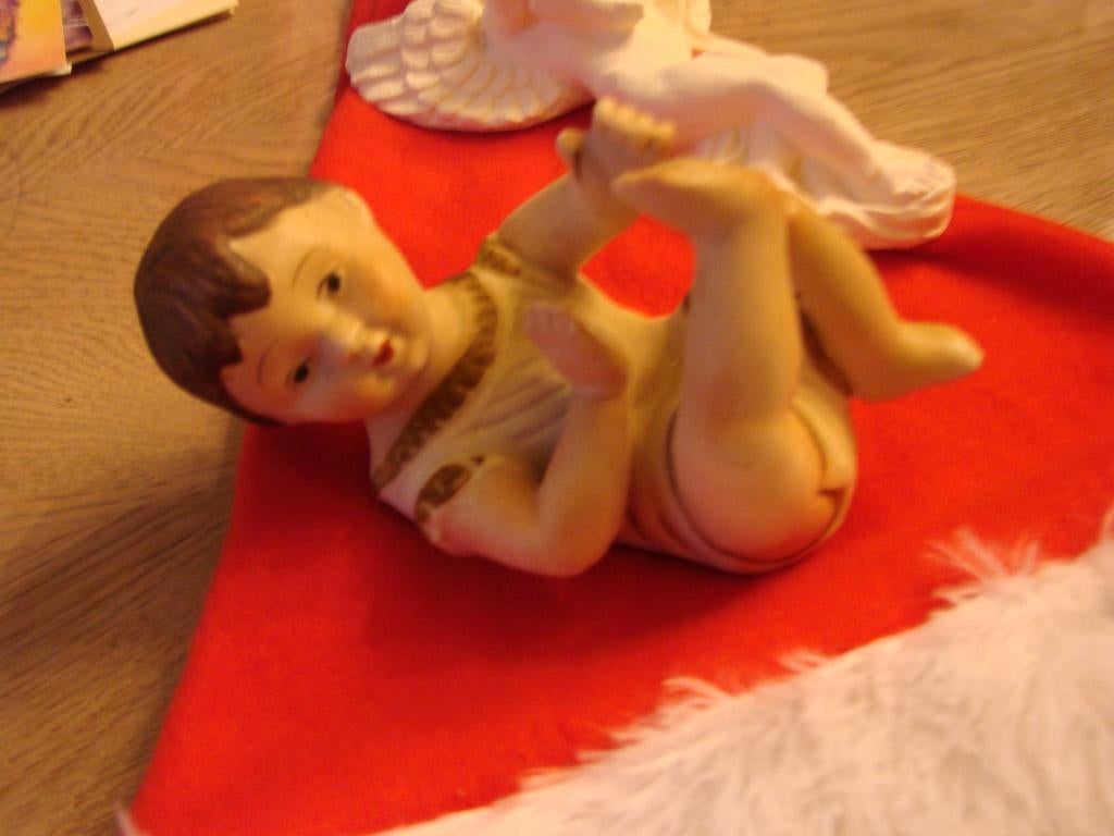 antiek: kindje Jezus, Ophalen