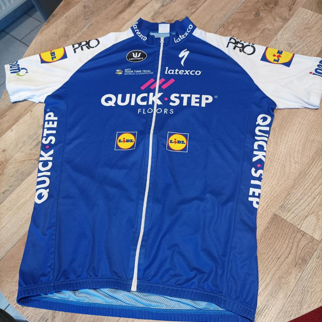 Wielertrui Quickstep vintage 2017, Fietsen en Brommers, Fietsaccessoires | Fietskleding, Ophalen, Gebruikt, Vermarc, Bovenkleding