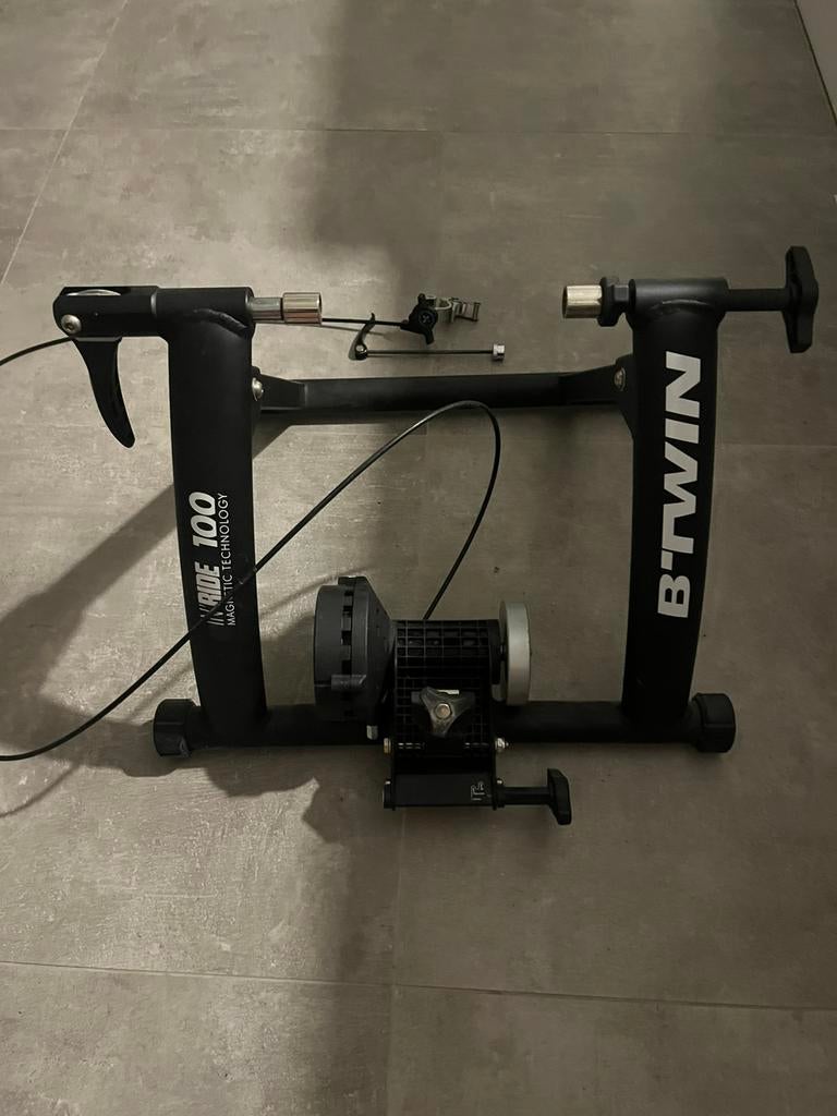 B-twin fietsrollen, Sport en Fitness, Ophalen, Zo goed als nieuw