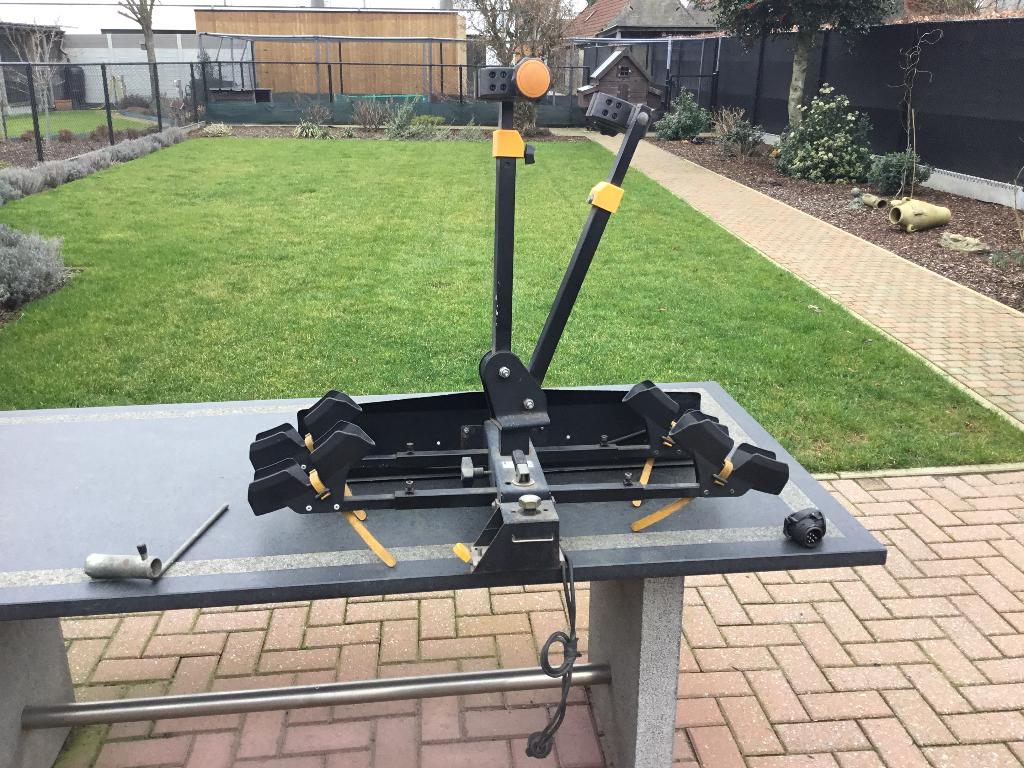 Fietsdrager, Enlèvement, 2 vélos, Utilisé, Support d'attelage