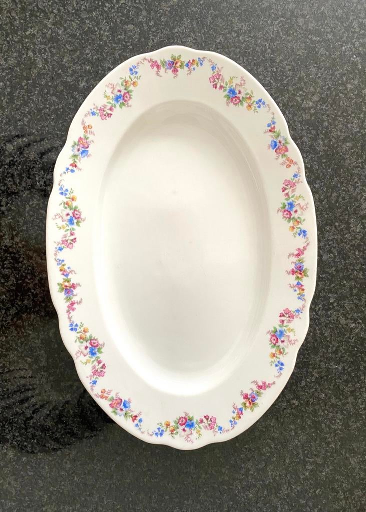 Plat de service ovale en porcelaine fine de Bavière, Antiquités & Art, Enlèvement ou Envoi