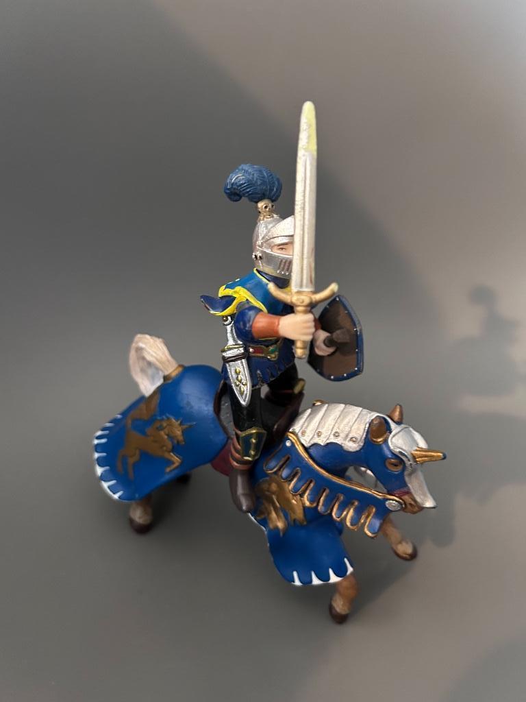 Figurine Papo - Les historiques - Chevalier et son cheval, Enlèvement, Utilisé