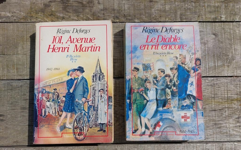 2 livres " La Bicyclette Bleue " de Régine Desforges, Ophalen of Verzenden, Gelezen, Régine Desforges
