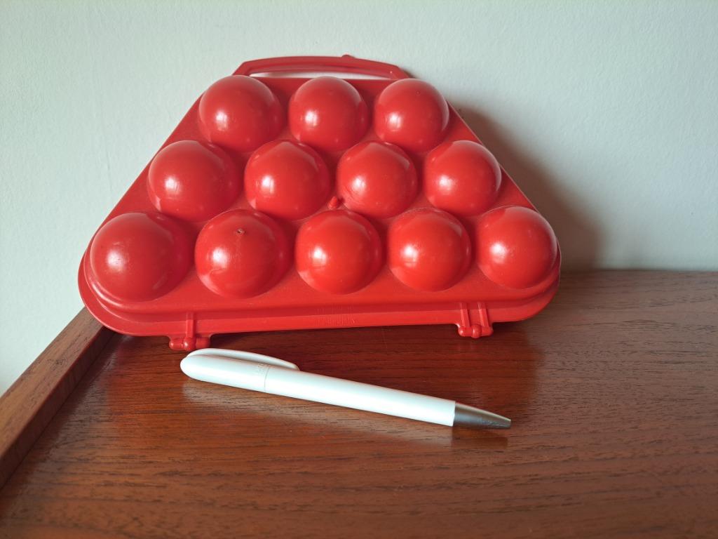 boite à oeufs vintage seventies 70' rouge, Enlèvement ou Envoi, Autres types