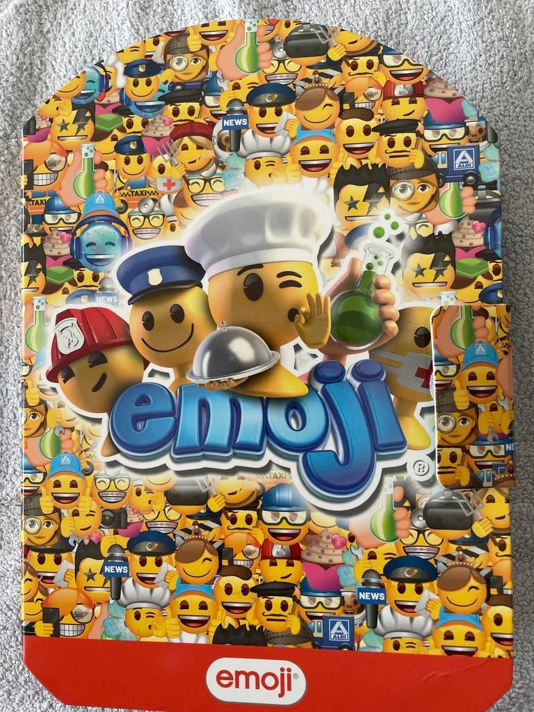 Boite Aldi Emoji vert clair 2024 Boîte complète d'emojis, Collections, Aldi, Envoi