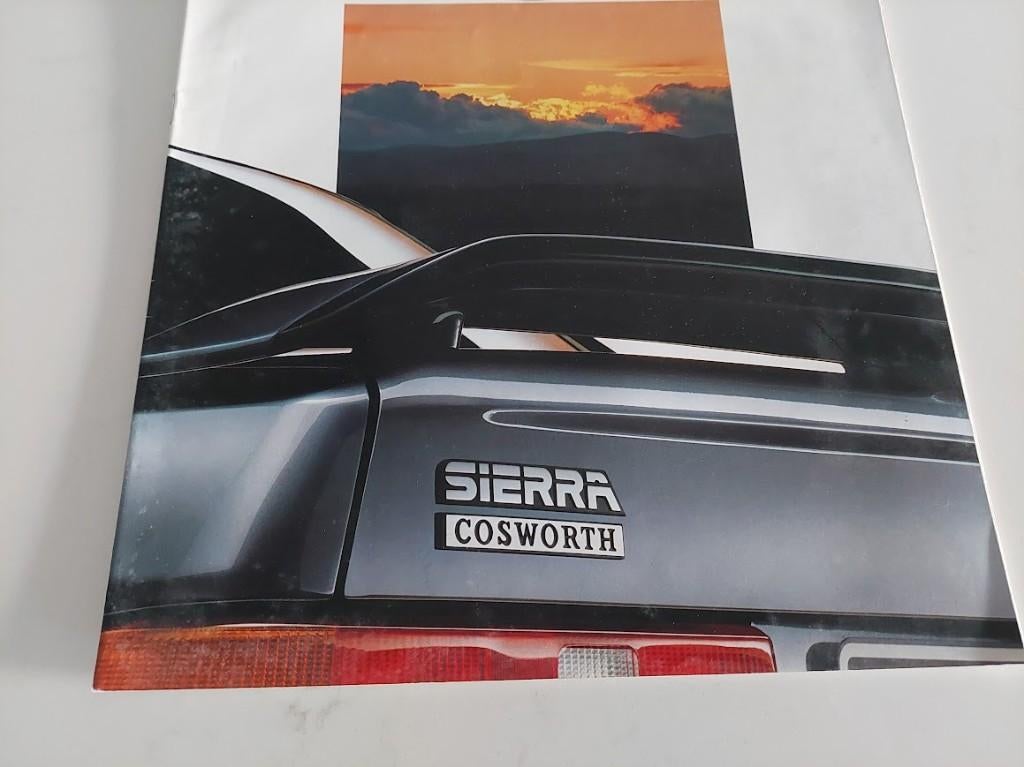Sierra Cosworth folder, Livres, Autos | Brochures & Magazines, Enlèvement ou Envoi, Comme neuf, Ford