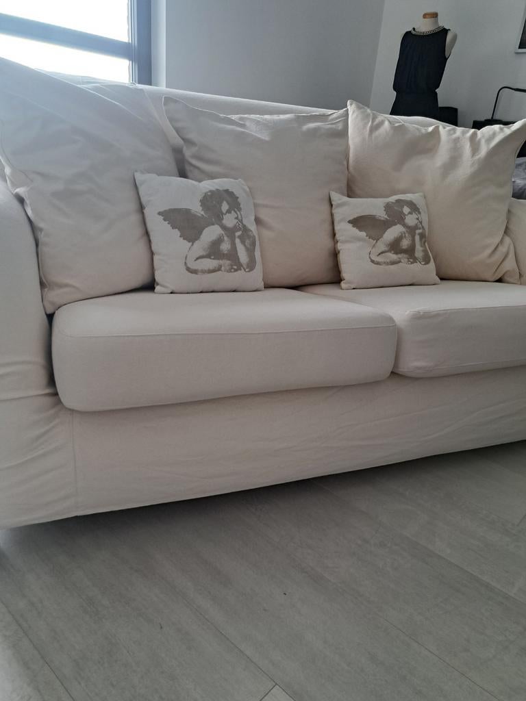 Ecru clubzetel en bank, Ophalen