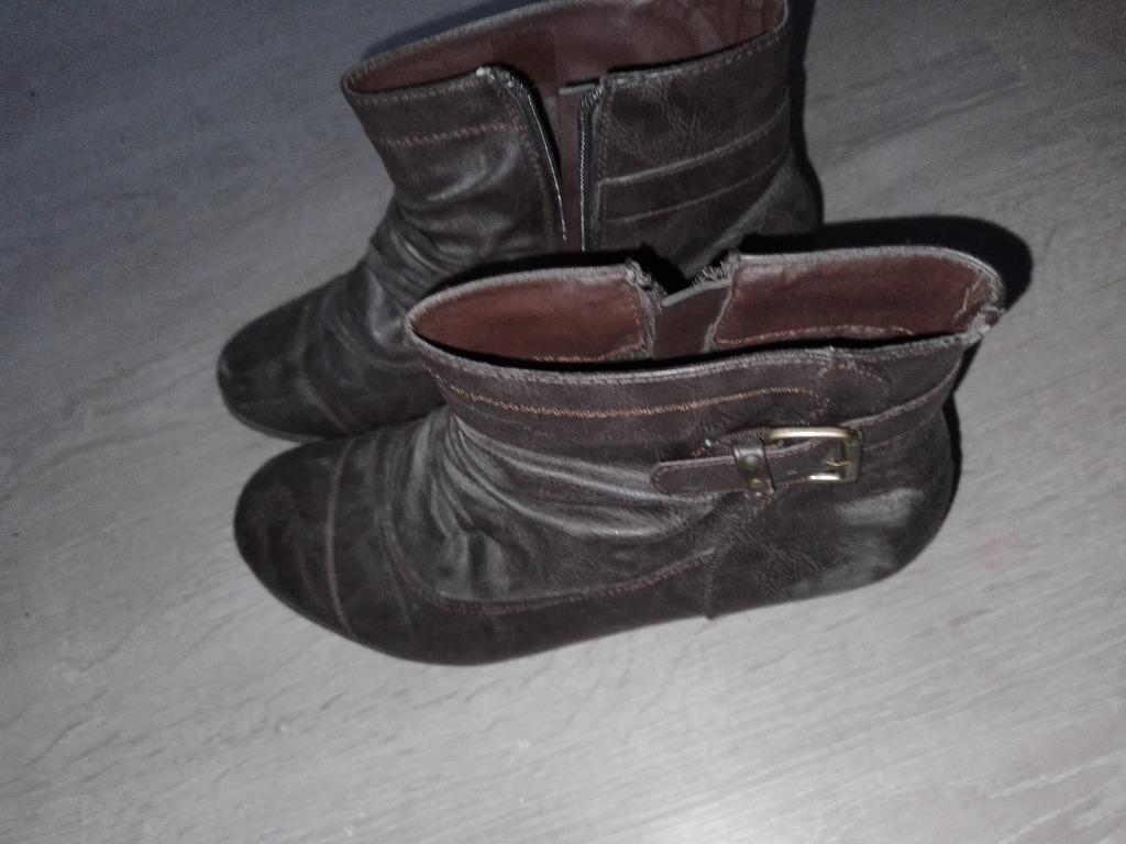 Laars met hak bruin maat 39, Ophalen of Verzenden, Bruin