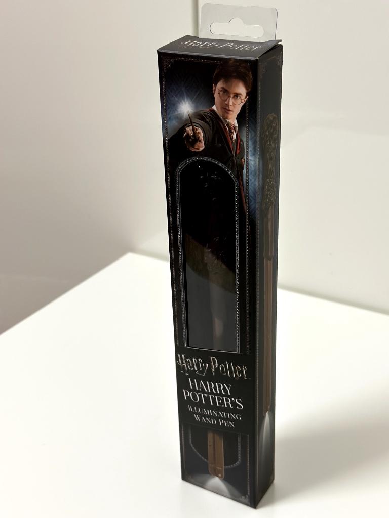 Harry Potter Illuminating Wand Pen (The Noble Collection), Collections, Enlèvement ou Envoi, Comme neuf, Fantasy