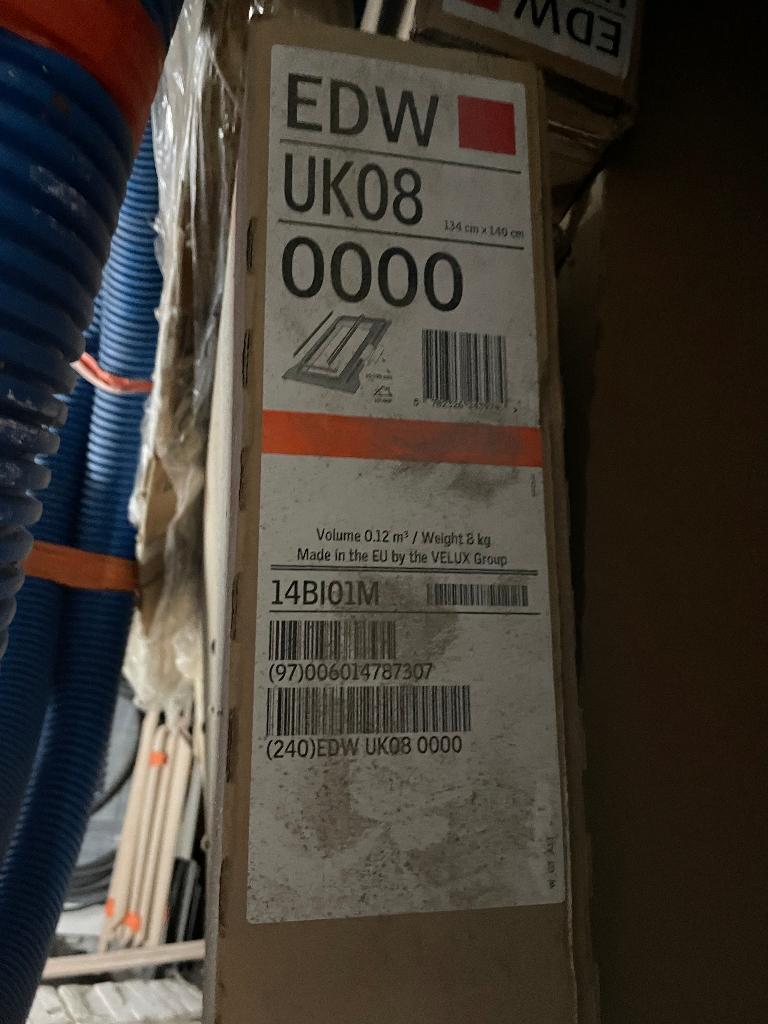VELUX Raccord d’étanchéité EDW UK08 (134x140 cm) 2 pièces, Bricolage & Construction, Vitres, Châssis & Fenêtres, Neuf, Autres types