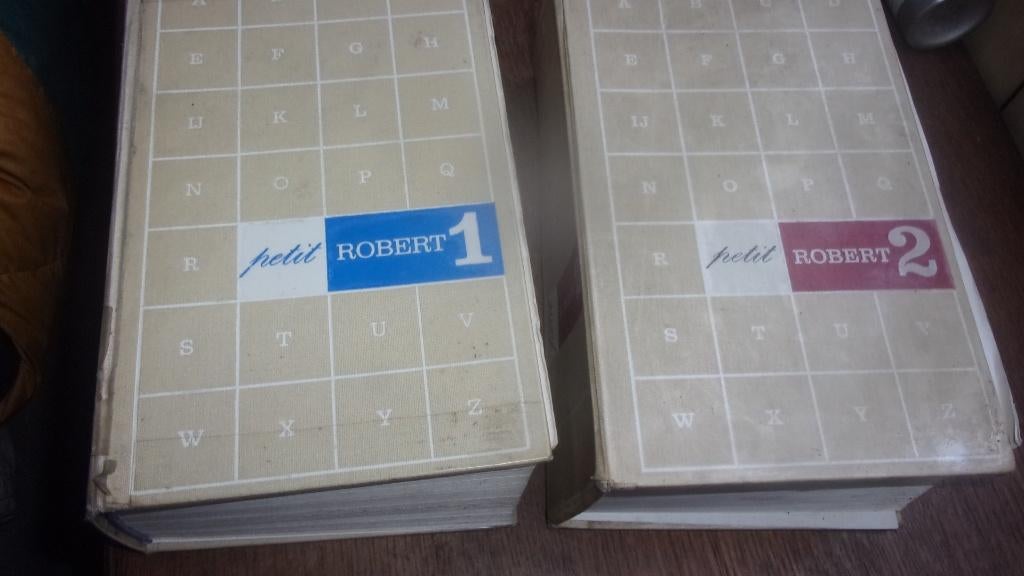 dictionnaire petit robert 1 et 2, Livres, Enlèvement ou Envoi