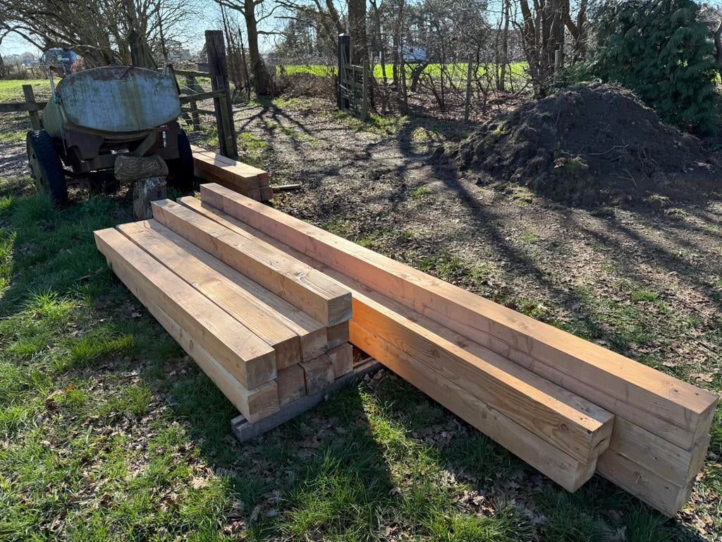 Douglas balken/palen 15x15, Doe-het-zelf en Bouw, Hout en Planken, Ophalen, Zo goed als nieuw
