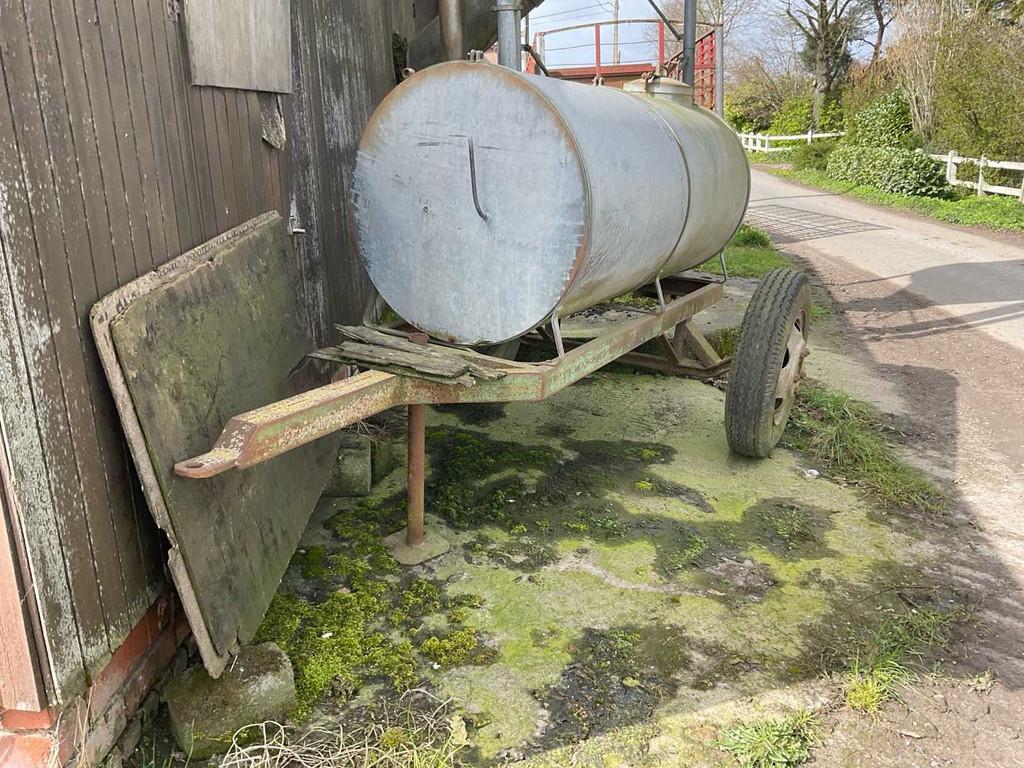 Réservoir d’eau mobile Autres moyens de transport, Articles professionnels, Agriculture | Outils, Autre, Autres types