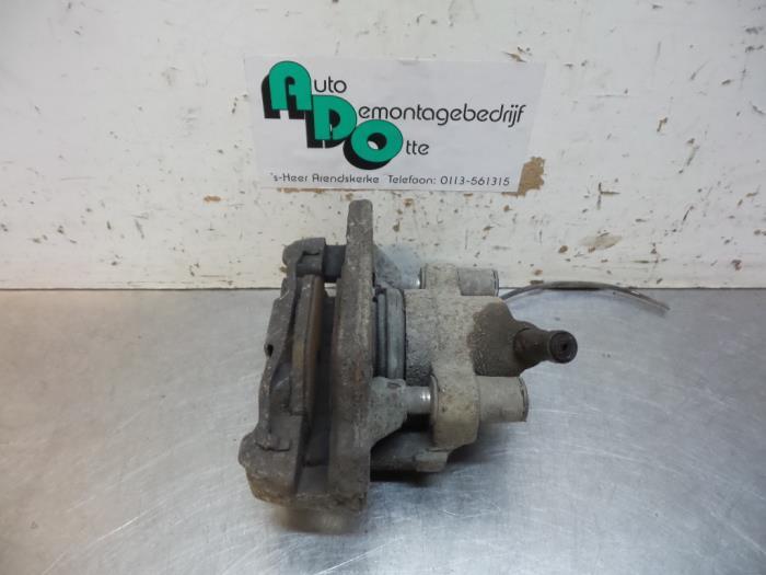 Remklauw (Tang) rechts-achter van een BMW 3-Serie (3-Serie 9, Gebruikt, -, -, Ophalen of Verzenden