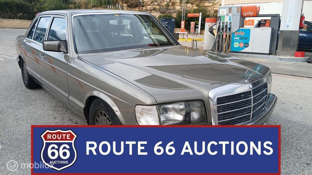 Mercedes-Benz 560 SEL | 1988 | Route 66 Auctions, Auto's, Zwart, Mercedes-Benz, Bedrijf, Handgeschakeld