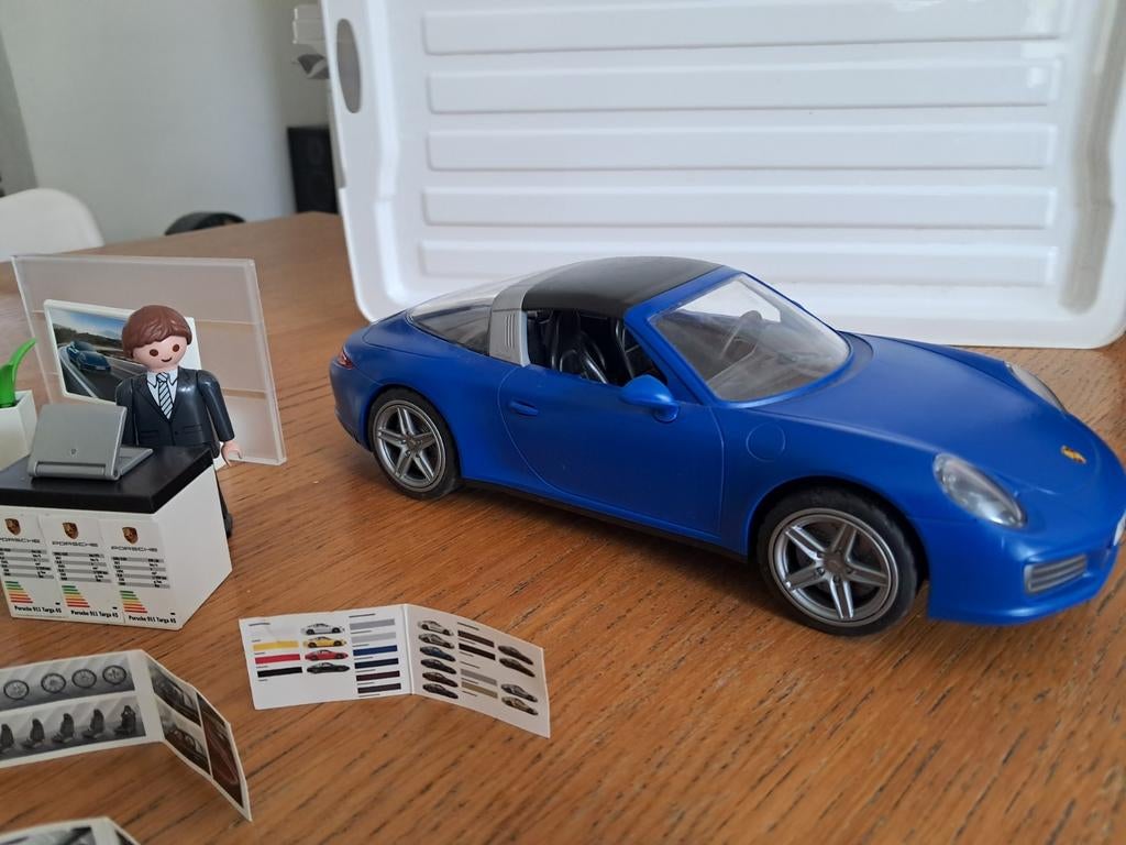 Playmobil 5591 Porsche verkoper, Enlèvement