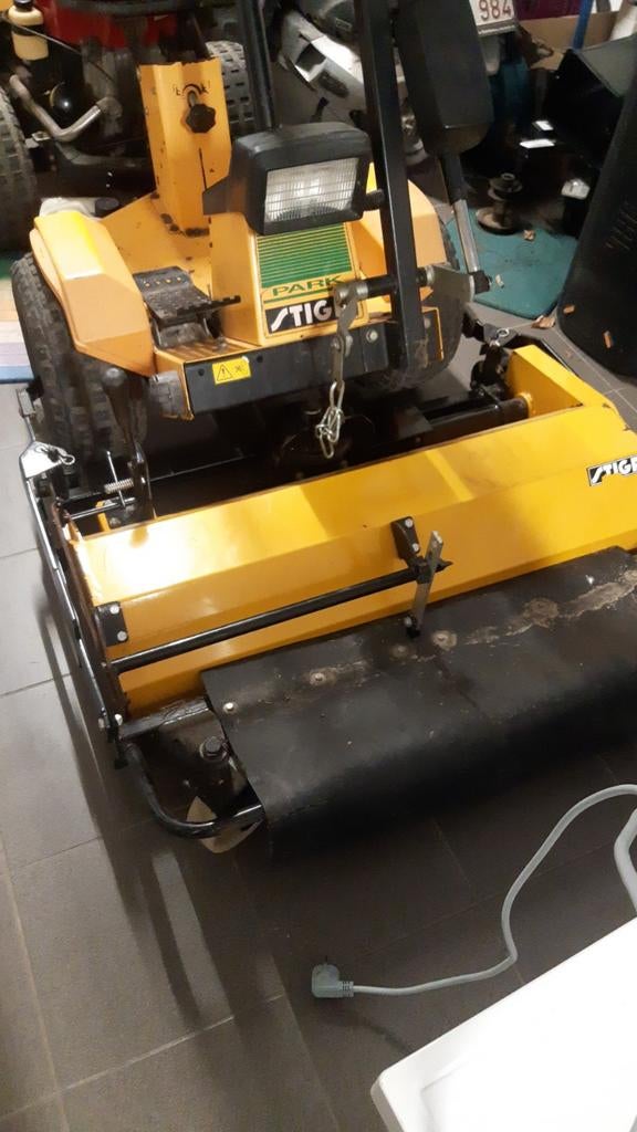 Stiga verticuteerbak en klepelmaaier, Enlèvement ou Envoi