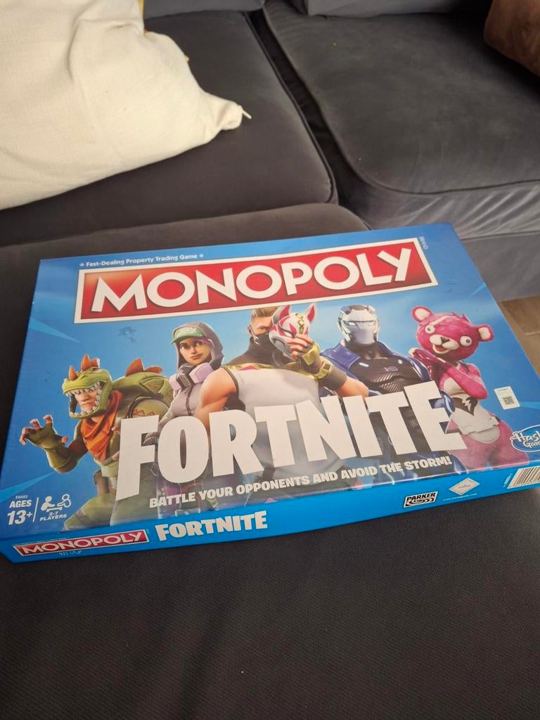 Monopoly Fortnite, Ophalen