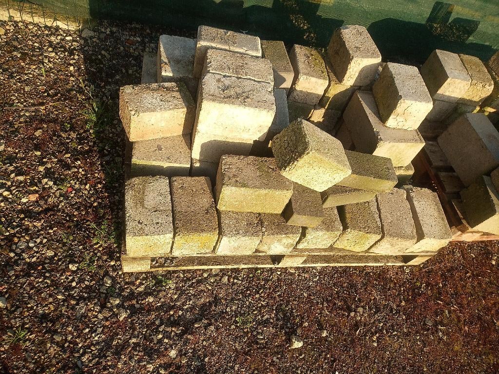 Blocs de béton, pavés en pierre, Enlèvement, Utilisé, Béton, Briques