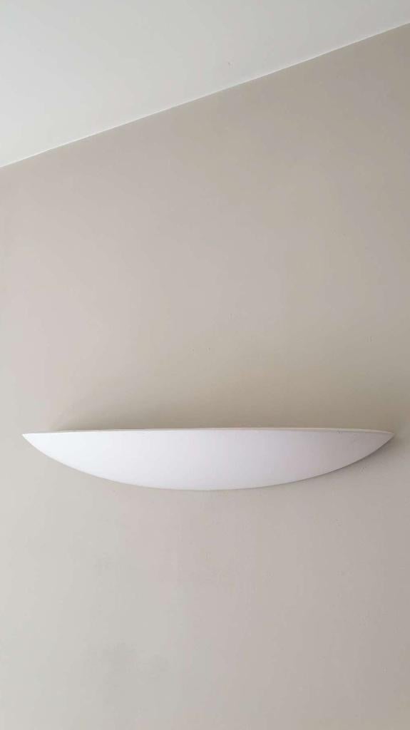 Schelpvormige wandlamp met halogeen B 75cm, D 20cm, H 10cm, Huis en Inrichting, Lampen | Wandlampen, Ophalen