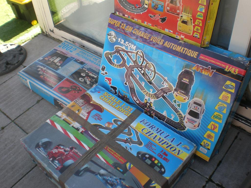 Pistes de course (lot), Enlèvement, Utilisé