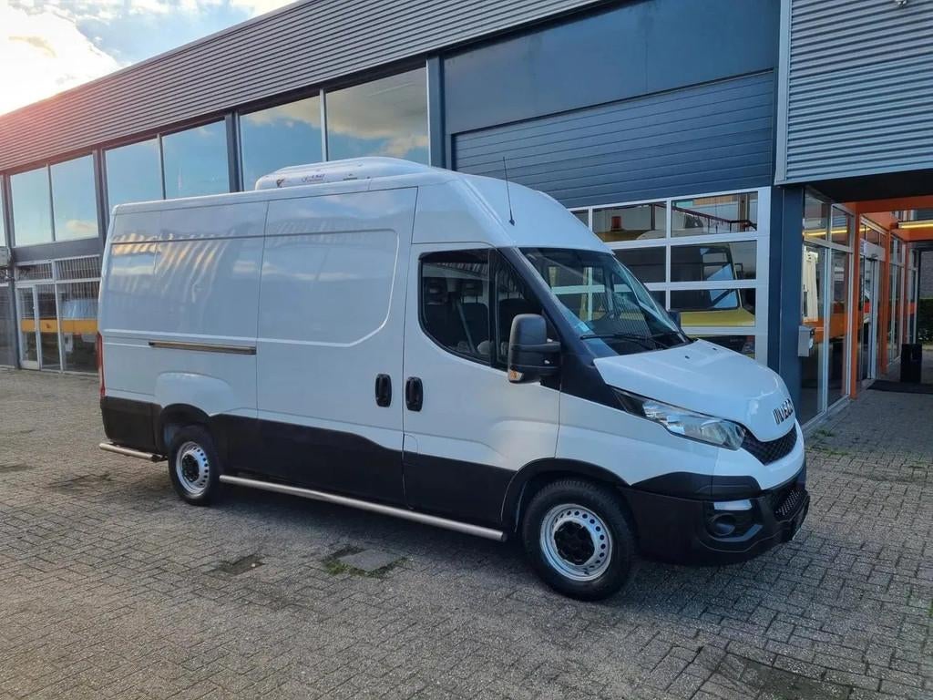 Iveco Daily 35S14 Kuhlwagen -20 Standby 230V/ CNG/ Erdgas, 100 kW, Euro 6, Entreprise, 5 portes