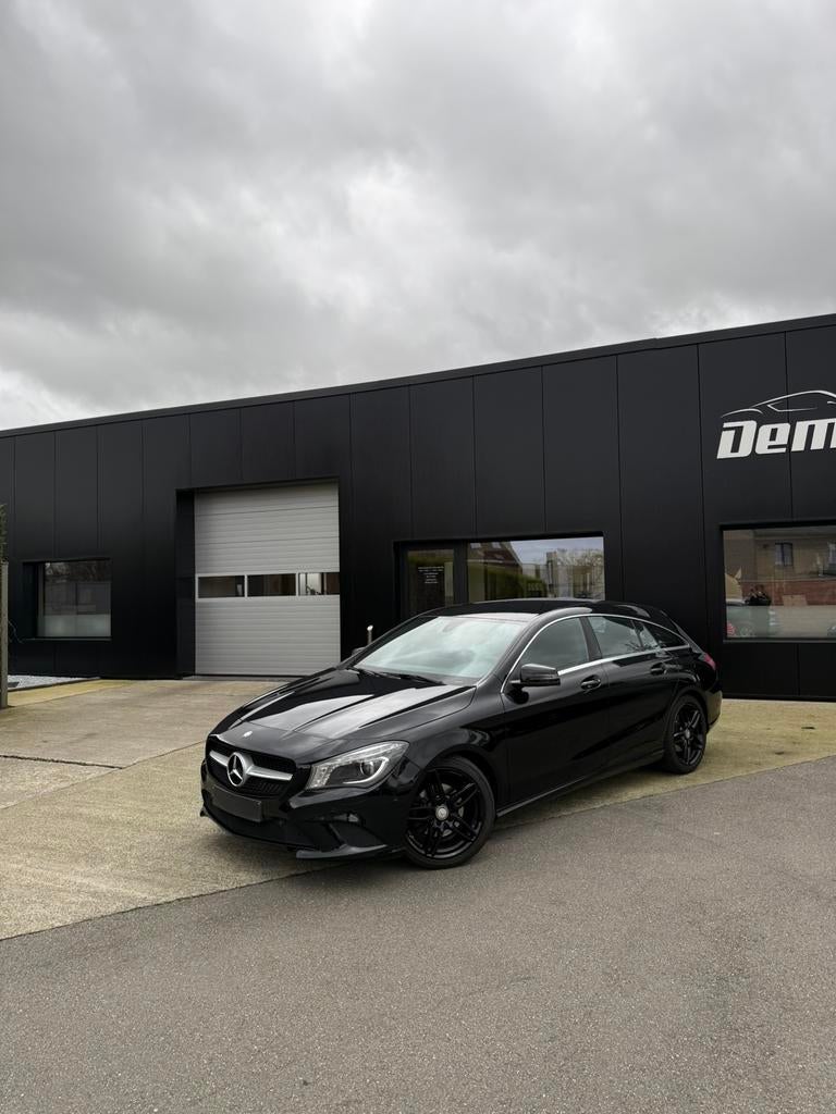 Mercedes CLA180D urban incl 2 set velgen EXPORT, Auto's, Mercedes-Benz, Automaat, CLA, Zwart, Diesel
