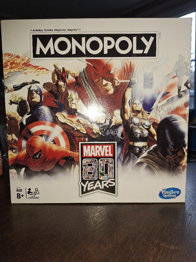 MONOPOLY MARVEL 80 YEARS, Cinq joueurs ou plus, Enlèvement ou Envoi, Comme neuf, Hasbro