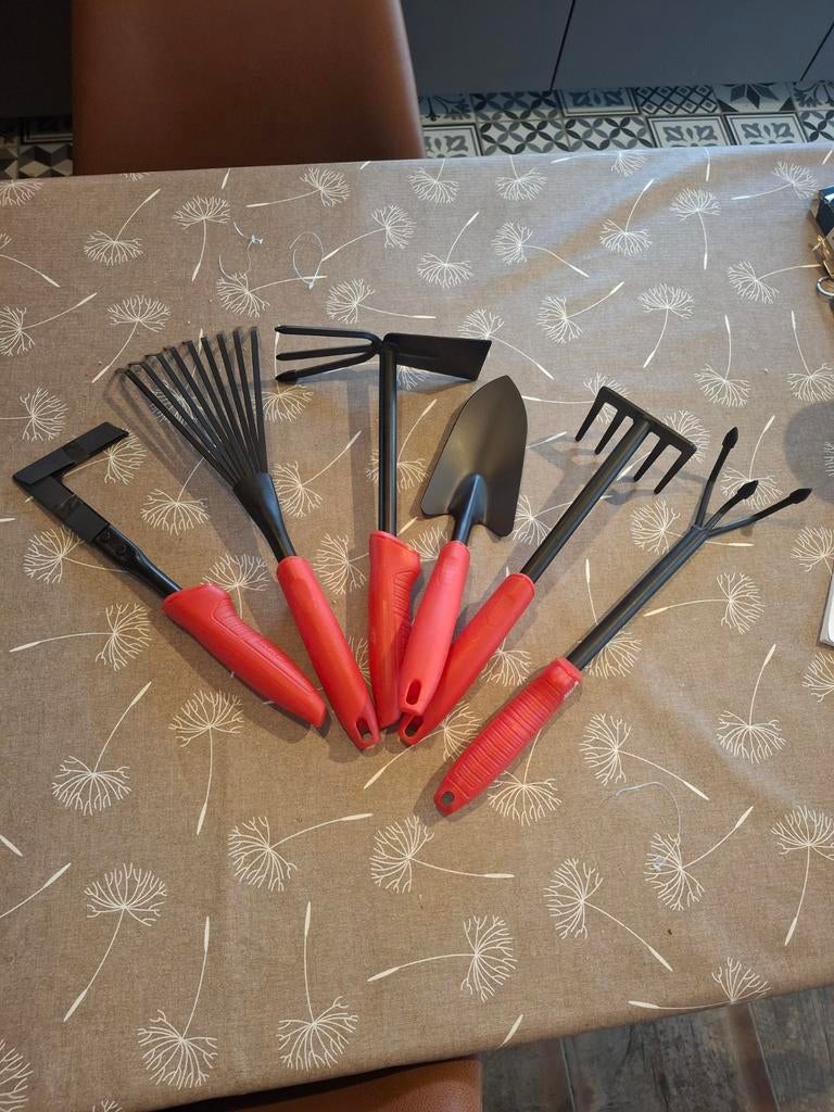 Outils de jardinage