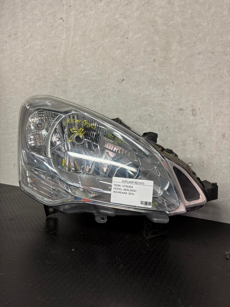 KOPLAMP RECHTS CITROËN BERLINGO 2014, Ophalen, Citroën