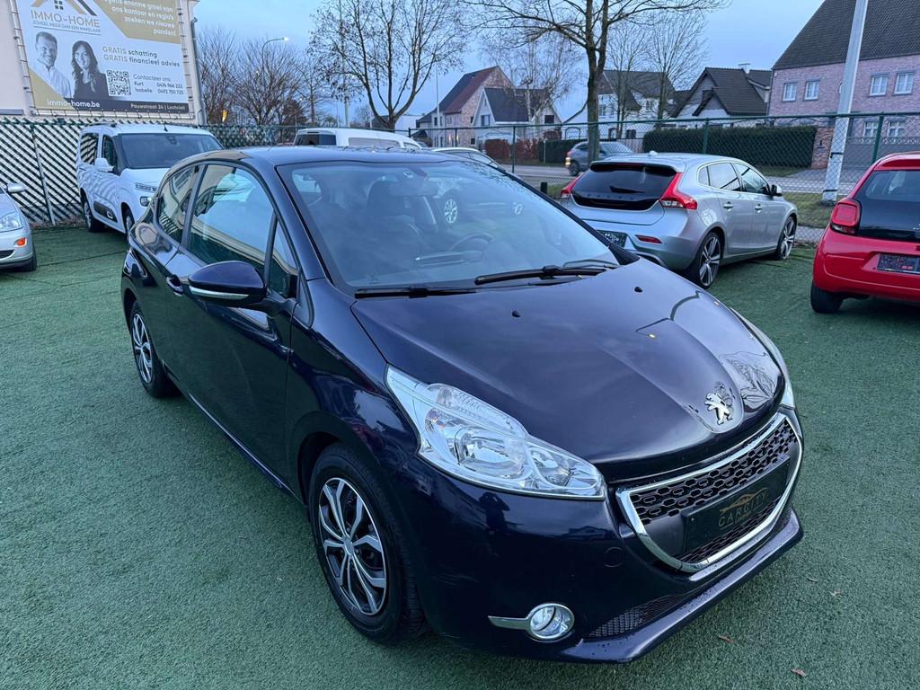 Peugeot 208 1.2i ActiveEXPORT OF HANDELAARZO MEENEMEN, Autos, Peugeot, Achat, Euro 6, Entreprise, 82 ch