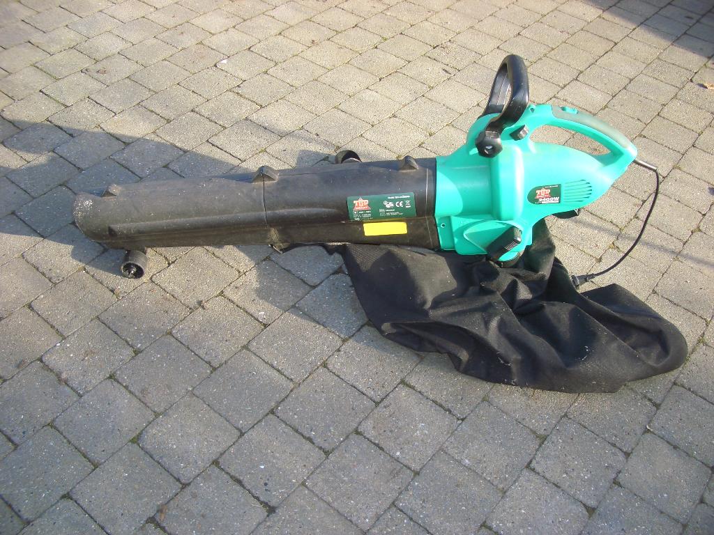 souffleur-balayeur de jardin, Avec sac de ramassage, Enlèvement, Utilisé, Top Craft