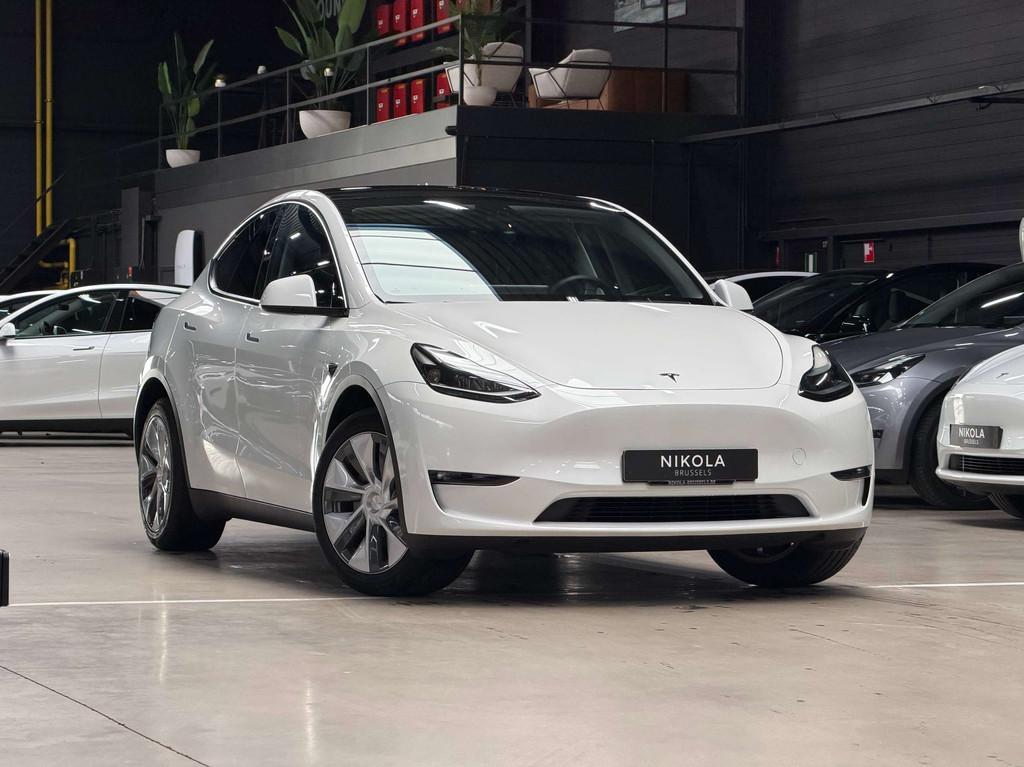 Tesla Model Y LONG RANGE - ALL WHEEL DRIVE - AUTOPILOT - TOW, Auto's, Zwart, Wit, 5 zetels, SUV of Terreinwagen