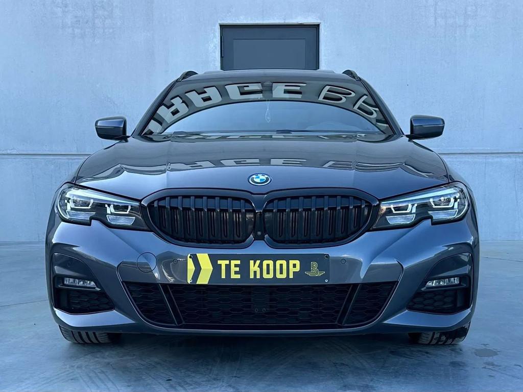 BMW 3 Serie 330 E*M-Pack*Pano*Trekhaak*Keyless*360 CAM*Sport, Auto's, Automaat, 1998 cc, Gebruikt, 4 cilinders