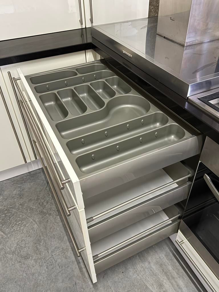 Moderne hoogglans wit Keuken inclusief aparatuur+levering, Huis en Inrichting, Ophalen, Zo goed als nieuw, Wit