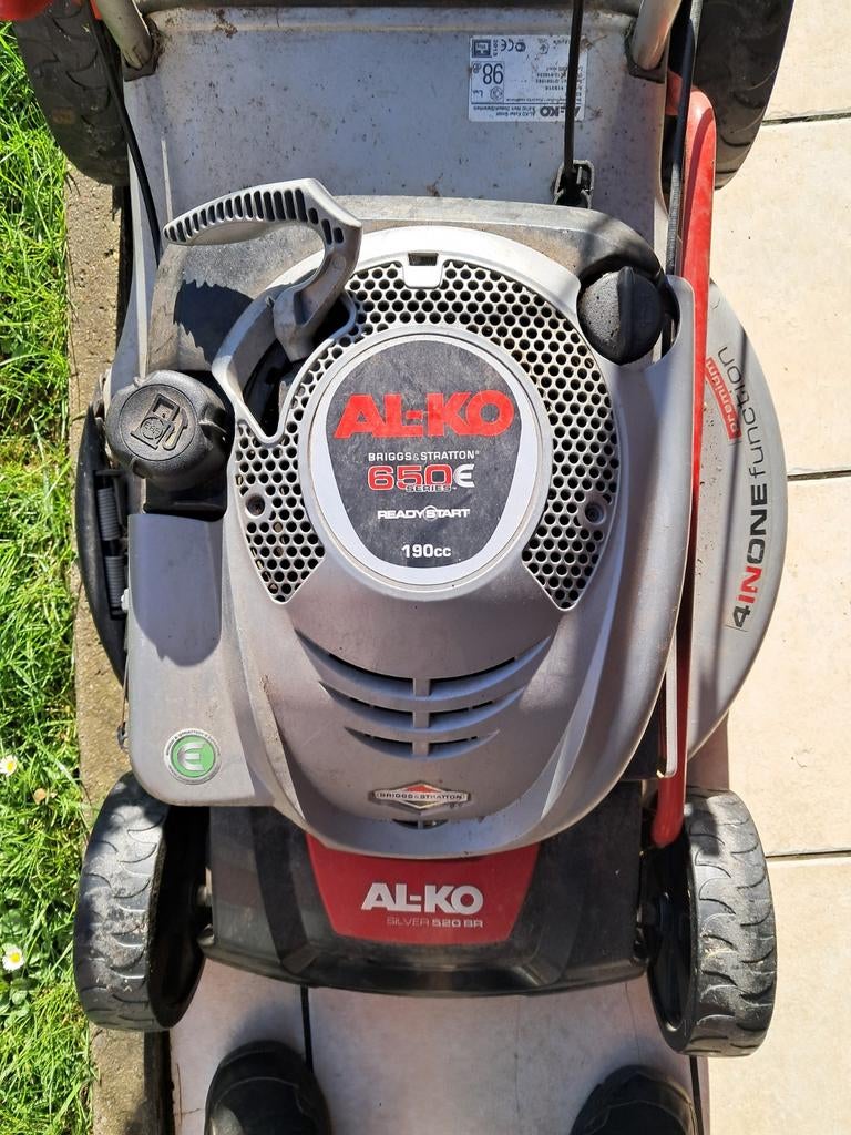 Tondeuse tractable, Ophalen