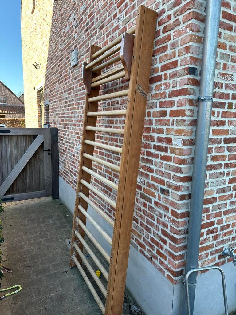 Klimrek school, Ophalen, Zo goed als nieuw