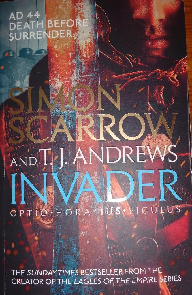 Simon Scarrow - invader, Ophalen of Verzenden, Zo goed als nieuw, Simon Scarrow