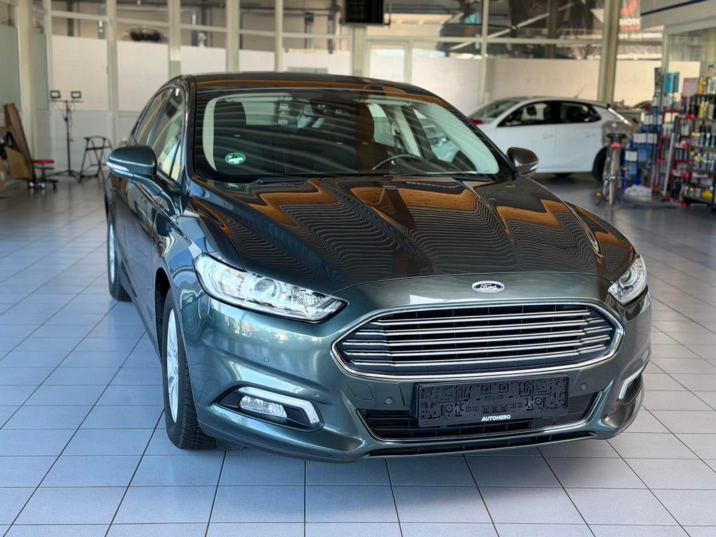 FORD MONDEO BUSINESS EDITION/ BENZINE/EURO6, Auto's, Ford, Voorwielaandrijving, Stof, https://public.car-pass.be/vhr/50a24c33-7913-4acb-9809-e426a4871efb