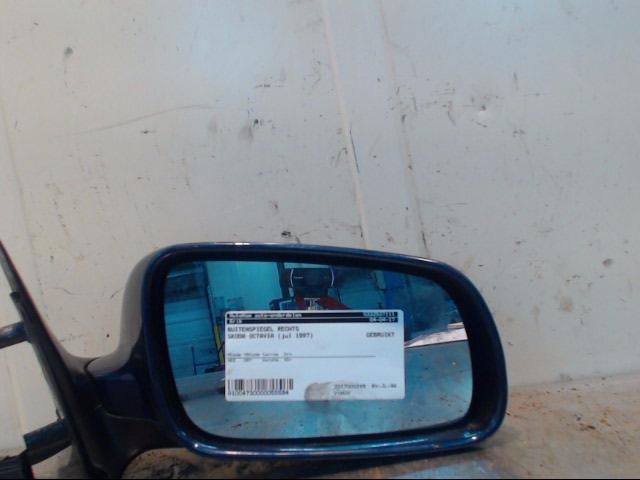 RETROVISEUR EXTERIEUR DROIT Skoda Octavia (1U2), Utilisé, Skoda