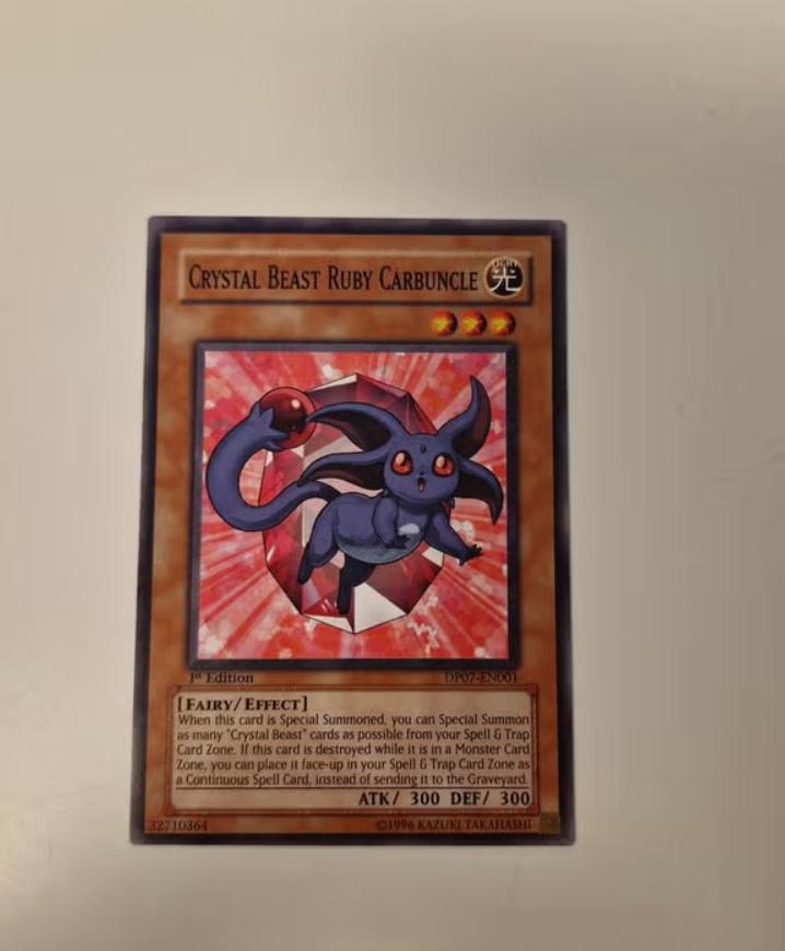 Yu-Gi-Oh! Crystal Beast Ruby Carbuncle (1st Edition), Hobby en Vrije tijd, Verzamelkaartspellen | Yu-gi-Oh!, Zo goed als nieuw