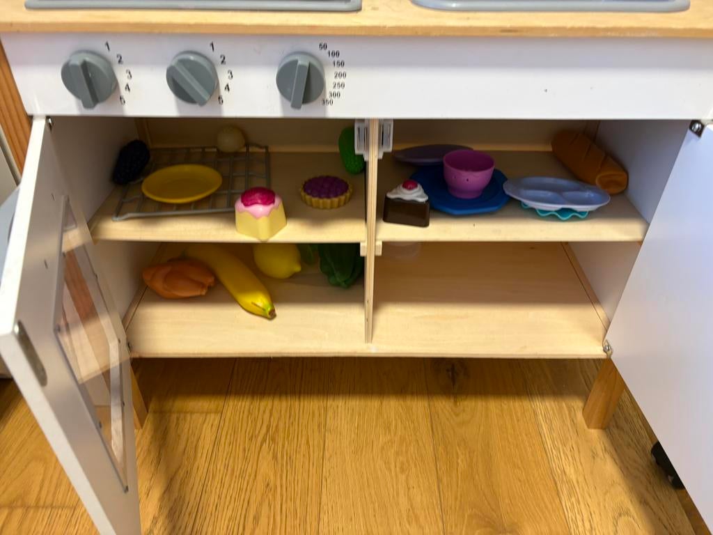 Jouet cuisine poyr enfant, Enlèvement, Utilisé